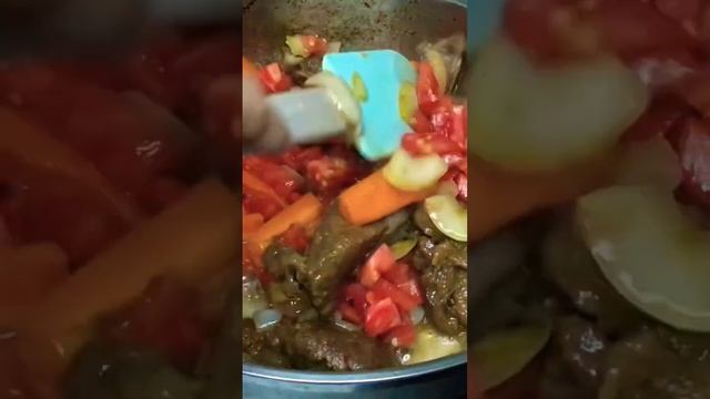 Жаркое как с печи ❤️ полный рецепт на канале #goodfood #домашняяеда #вкусно смотреть онлайн