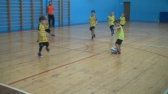Новогодняя тренировка Юниор 25.12.2016 смотреть онлайн
