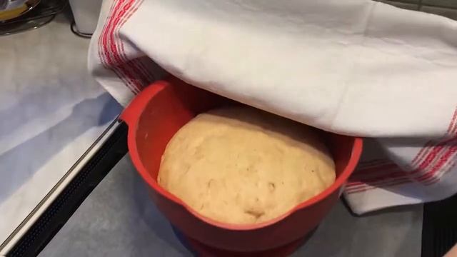 БУЛОЧКИ С НАЧИНКОЙ НА МАСЛЕНИЦУ смотреть онлайн