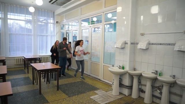 Дежурство по столовой в детском лагере ВДЦ "Орлёнок" смотреть онлайн