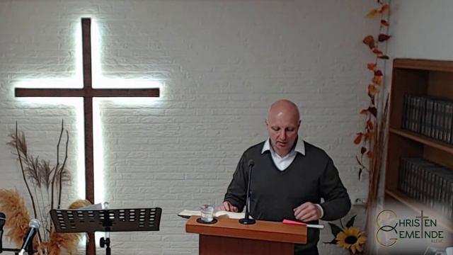 Богослужение 14.11.2021 | Есть Бог на небесах | Андрей Вегнер смотреть онлайн