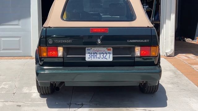 1993 Volkswagen Cabriolet cold start and idle смотреть онлайн