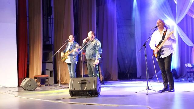 Леонид Борткевич (ВИА"Песняры") - "Белоруссия" смотреть онлайн