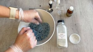 Попробовала сделать соль для ванны с мерцанием. Это легко и в 5 раз дешевле чем в магазине ?☝?