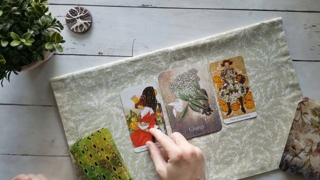 How I Start My Morning With Tarot (my personal tarot practice part one) смотреть онлайн