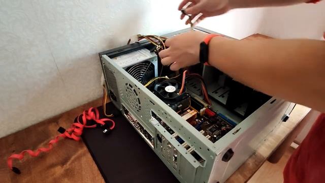 Не игровая Бомж Сборка ПК смотреть онлайн