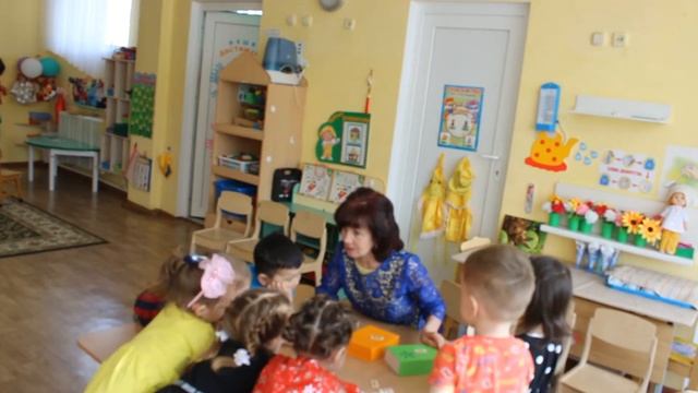 Непосредственно образовательная  деятельность. Тема: «Число и цифра 3».