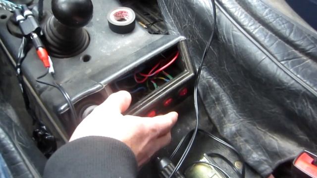 Как наваливать без мафона в машине или Что делать если нет магнитолы а душа прости музыки? смотреть онлайн