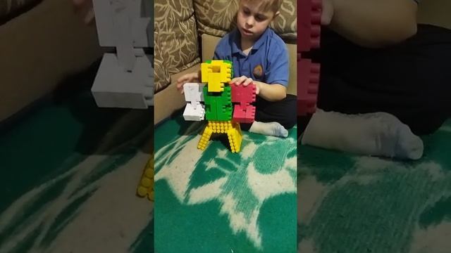 Как сложыть роботов металеонов из конструктор кроха смотреть онлайн