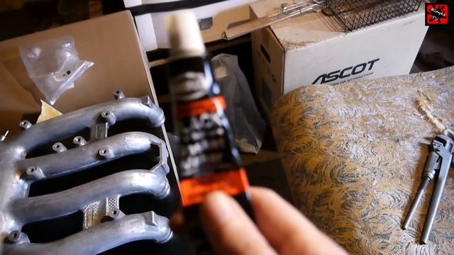 Склеиваем металлы или устраняем течь масла со штуцеров клапанной крышки смотреть онлайн