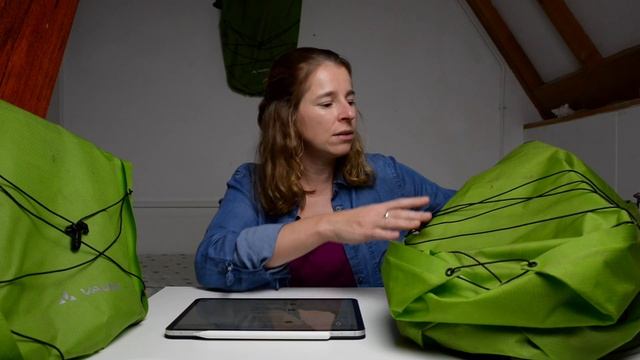 Test: Vaude Aqua Light bike bags - light & waterproof - for bicycle touring смотреть онлайн