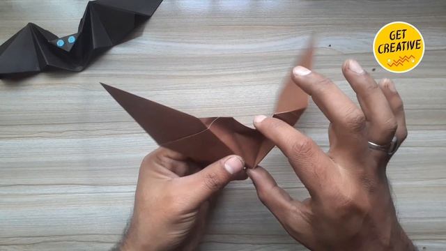Paper Flapping BAT ? DIY | Easy origami craft ? #diy #getcreative @123EasyPaperCraftsDIY смотреть онлайн