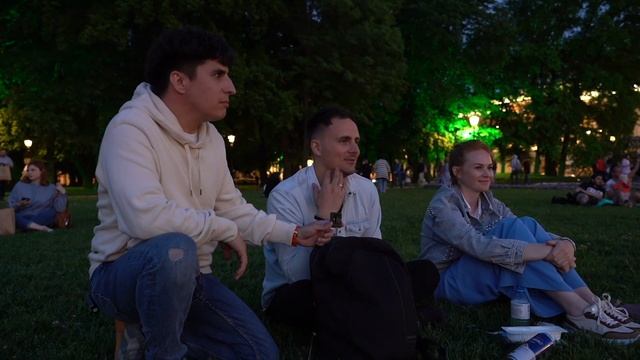 Красивый или Кирпичный? Опросили людей на Улице. Какой дом строить в 2022 смотреть онлайн