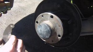 Ваз Лада приора с АБС. Замена задних тормозных колодок.