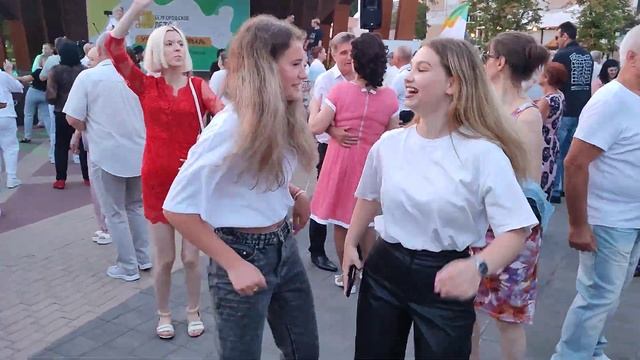 Молодёжный тусняк 23.07.23. смотреть онлайн
