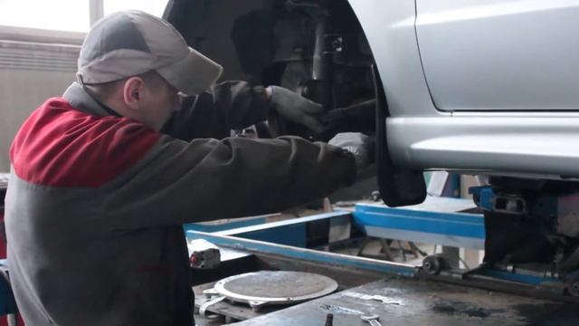 10 лет техцентру Вега. Прямо сейчас профессионалы делают ремонт смотреть онлайн