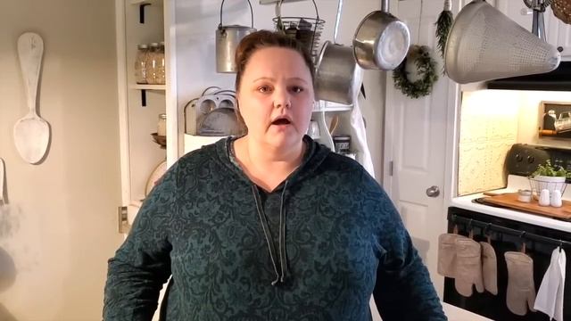 3 Antique Farmhouse Style Home Tours