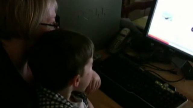 Kirsten Johnston and Chris with React 2 speech and language therapy program смотреть онлайн