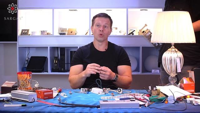 Микро-светильники Linea Light 99141. История с перегоревшим диодом. смотреть онлайн