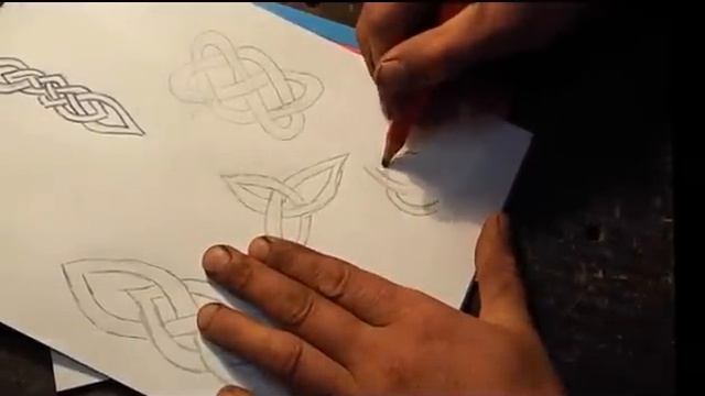 Рисуем простейший орнамент.построение "кельтского" плетёного узора.how to draw a simple ornament смотреть онлайн