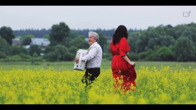 "КАРАМЕЛЬНЫЕ МОТИВЫ" музыка: Александр Сотник, автор слов: Михаил Карс, поет: Александр Сотник. смотреть онлайн