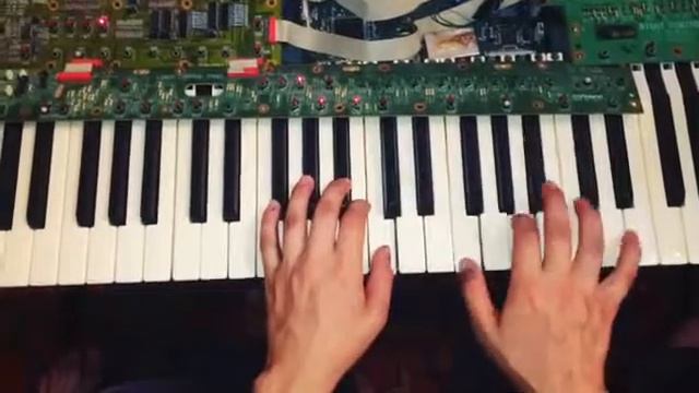 После ремонта синтезатора Roland G800 смотреть онлайн