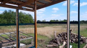 26. Обшиваем летний душ ПВХ панелями.