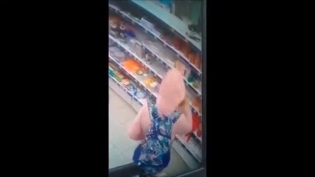 Подростки воруют в магазине Райчихинска смотреть онлайн