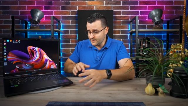 Не бях ВИЖДАЛ такъв лаптоп - MSI Raider Review смотреть онлайн