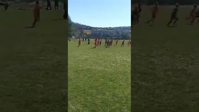 Amazing SOCCER game....Hamza made a goal...yahhhh смотреть онлайн