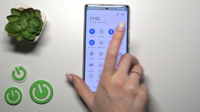 How to Turn On Flashlight in Honor 70 – Flashlight Option смотреть онлайн