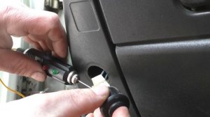 не работает кнопка открывания  багажника ваз 2110  - ищем причину