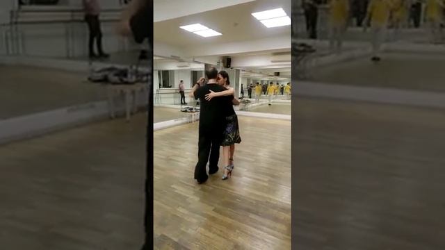 Резюме урока танго милонги начинающей группы, 15.03.2019, Vigor Tango смотреть онлайн