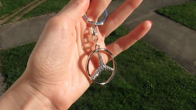 Www.kristalink.eu BLING-BLING Mercedes Keychain Decorated With Swarovski Elements