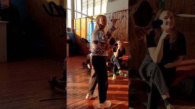 Девчата тоже не лыком шиты! смотреть онлайн