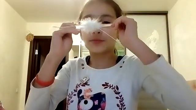 Примеряю свои старые, детские костюмы!!!))) смотреть онлайн