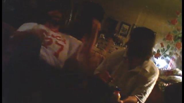 Ape Fight - Bong Hits, Hand Jobs and Food смотреть онлайн