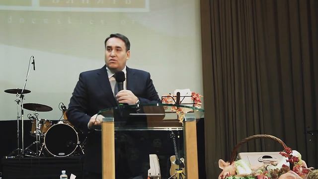 (24.10.2015) Проповедь на тему: "Библейская концепция. Церковь" смотреть онлайн
