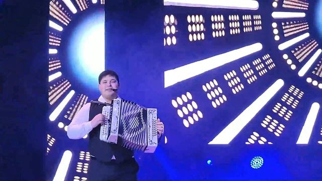 Кирилл Рыбаков — Мантăн-ши? смотреть онлайн