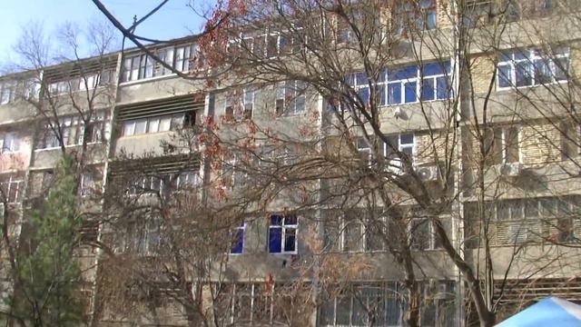 Узбекистан Навои декабрь 2016 улица Ленина дом 110 , бывший цемзаводской сад №18 Золотинка смотреть онлайн
