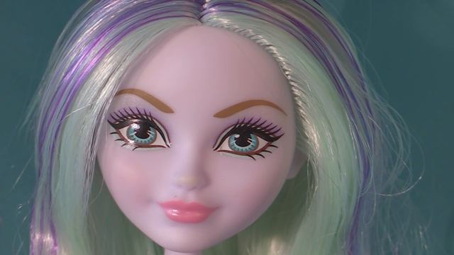 Обзор игрового набора Ever After High - Кристал Винтер - Эпическая зима DLB39 смотреть онлайн