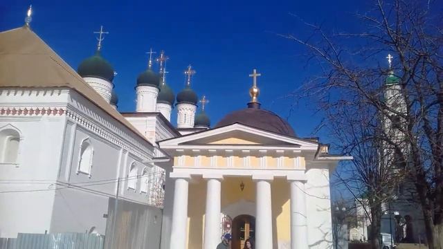 Астрахань. Кремль. Кирилловская часовня и Никольский надвратный храм смотреть онлайн