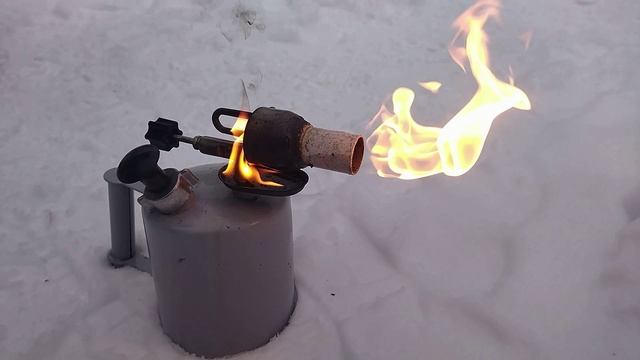 Как пользоваться бензиновой паяльной лампой смотреть онлайн