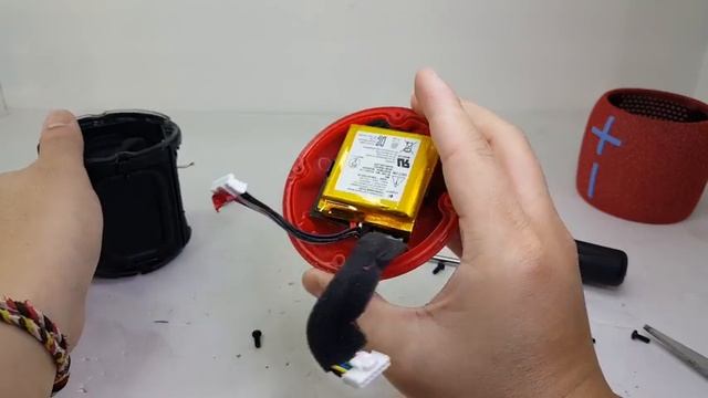 ULTIMATE EARS WONDERBOOM 2 COMPLETE TEARDOWN смотреть онлайн