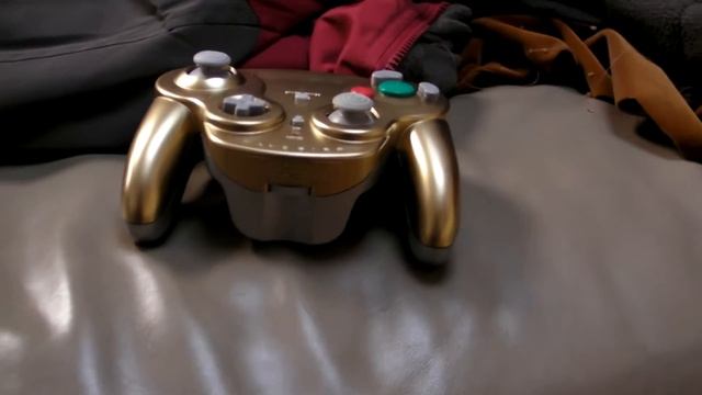 Modded/Painted Wavebird Controller! смотреть онлайн