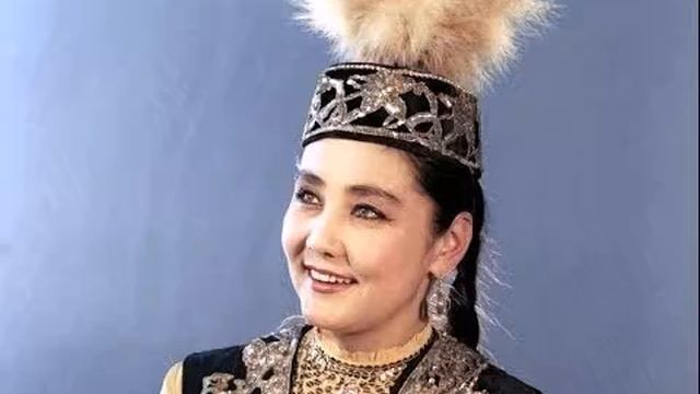 Бибігүл Төлегенова - "Ақ маңдайлым" смотреть онлайн