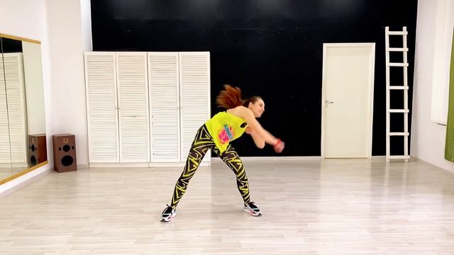 Zumba Warm up / Golden Boy / DJ Dani Acosta смотреть онлайн