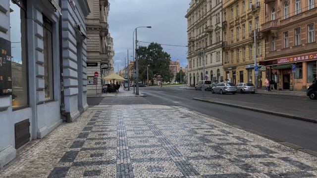 Prague 4k walk: Lesser Town Square - Újezd street - Smichov ?? Czech Republic HDR ASMR смотреть онлайн