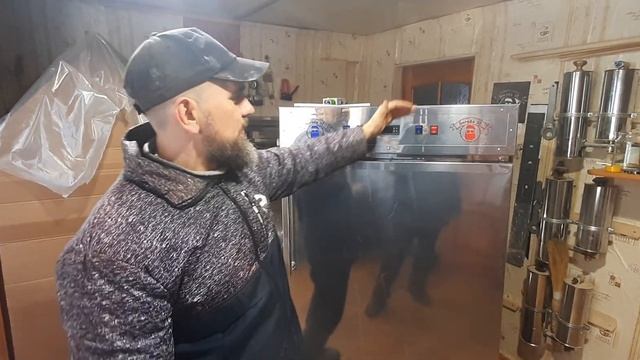 Обзор коптильни горячего и холодного копчения для бизнеса. смотреть онлайн