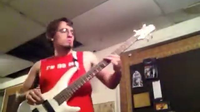 #5 Maroon - Bass Playthrough смотреть онлайн